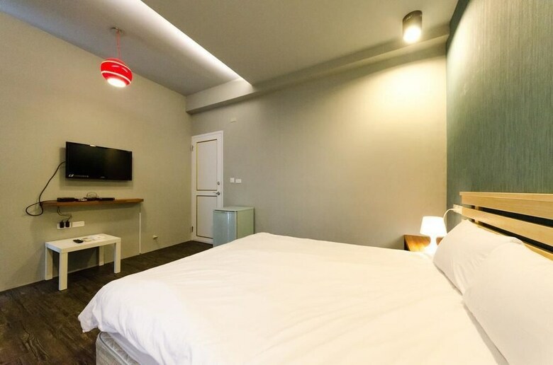Hotel Snore Inn