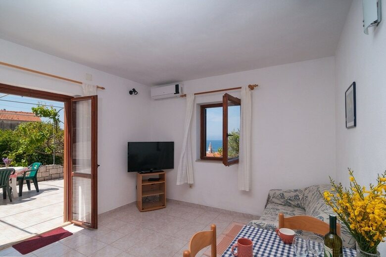 Apartments Katija