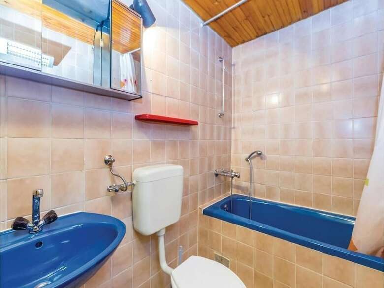 Holiday House Mali Raj