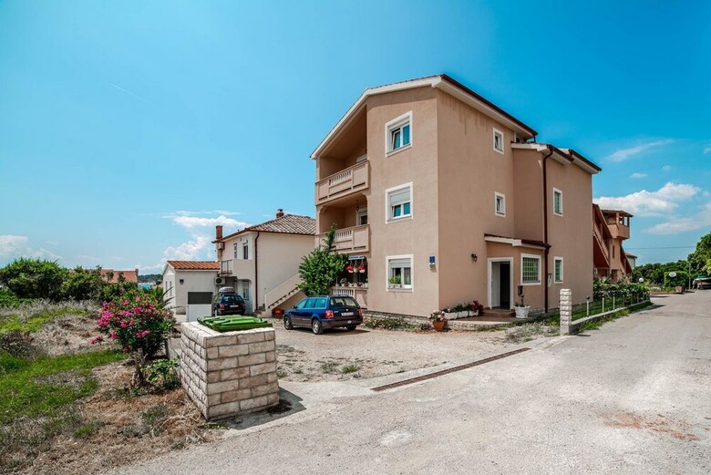 Apartments Jasko / Two Bedroom Jasko 2