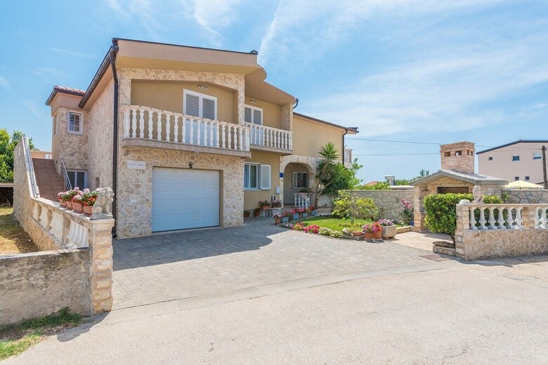 Apartments Mirjana Privlaka / A1 Two Bedrooms