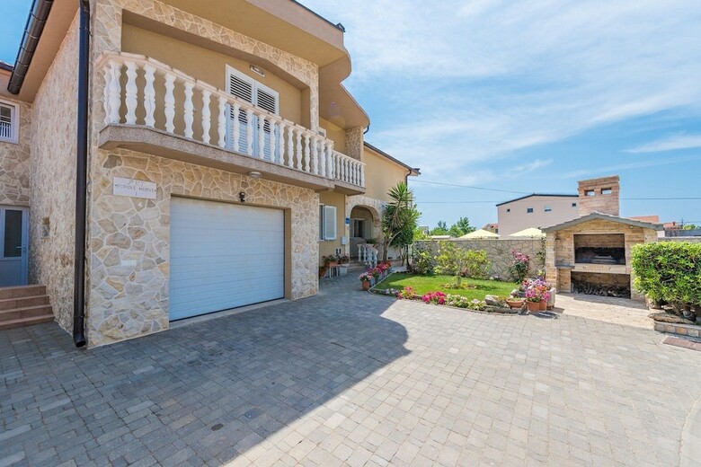Apartments Mirjana Privlaka / A1 Two Bedrooms