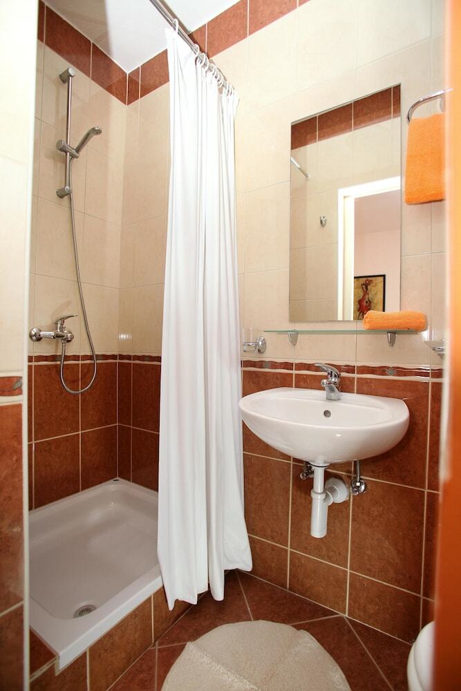 Apartment Ivan / Three Bedroom A1