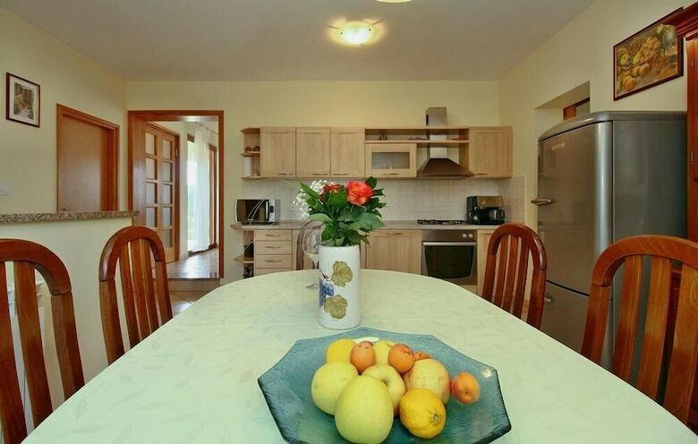 Apartamentos House Marina