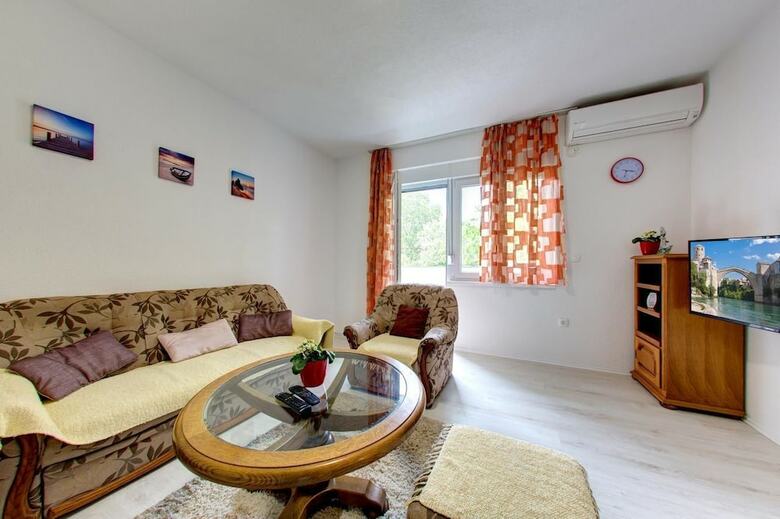 Inner City Apartment