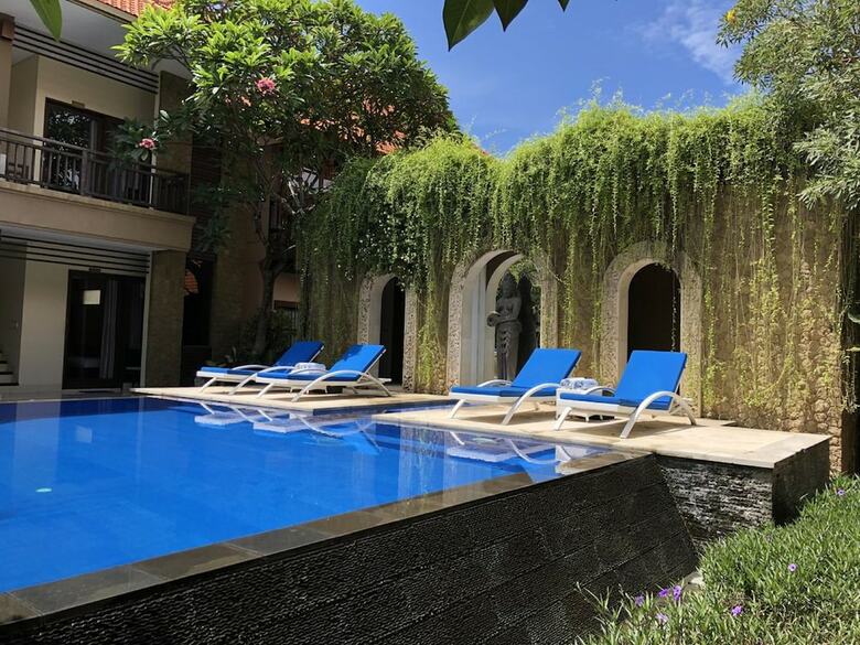 Bed & Breakfast D' Kubu Legian