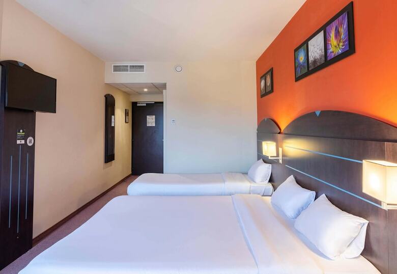 Hotel H�tel Akena City Agen Castelculier