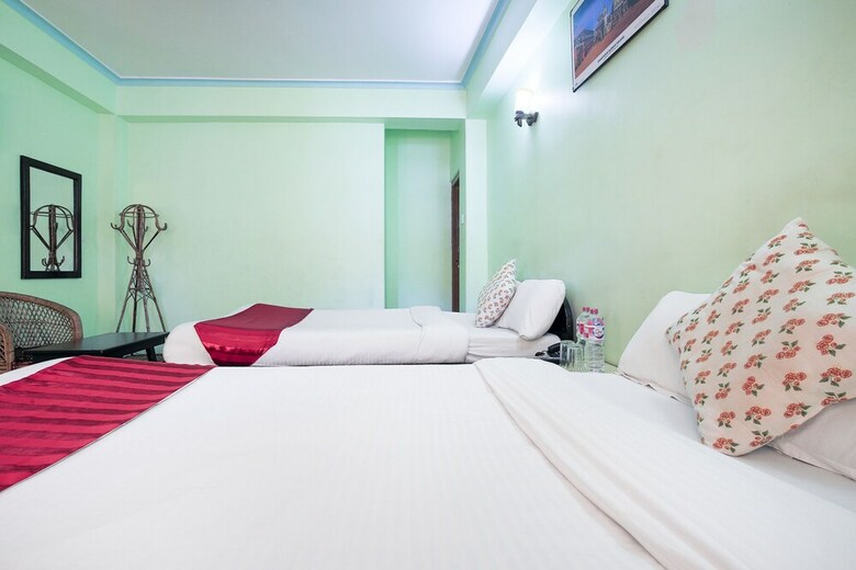 Oyo 391 Hotel Rudrakshya