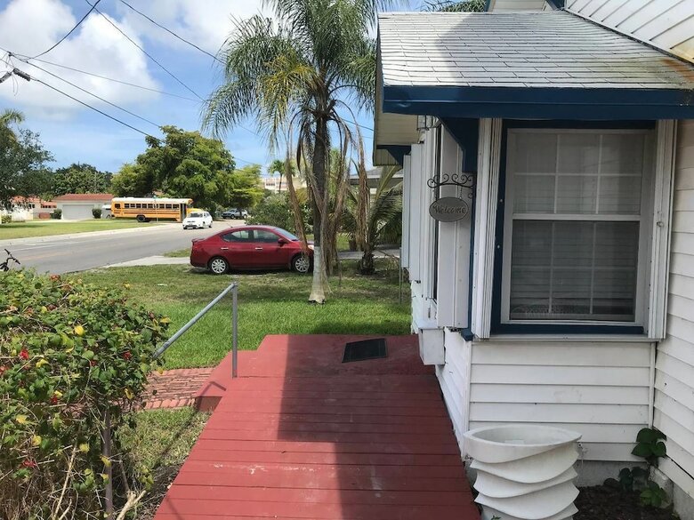 Lovely Apartment 10mins From Beach, 2mins To Mall