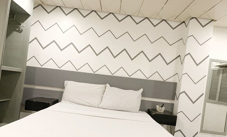 Hotel Acme Inn Subic