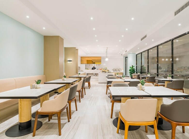 Atour Hotel Zhongshan Square Dalian