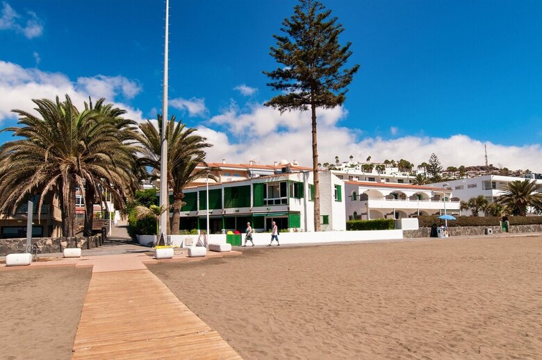 Beachfront Apart. Las Burras Mra 02