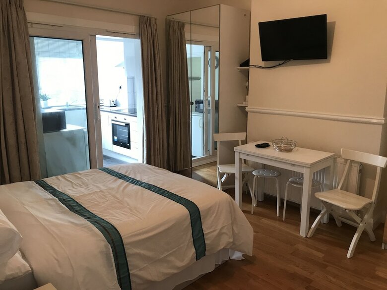 Residencia Gladstone Park Gardens