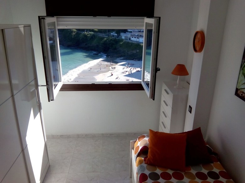 107447 - Apartment In Portonovo