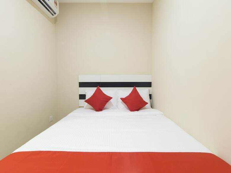 Hotel Oyo 1145 Lea Guest House & Cafe