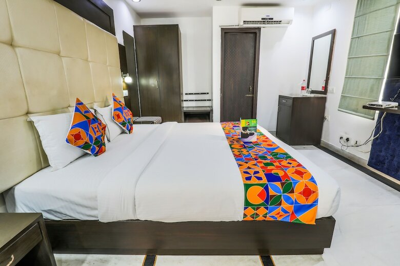 Fabhotel Ocean