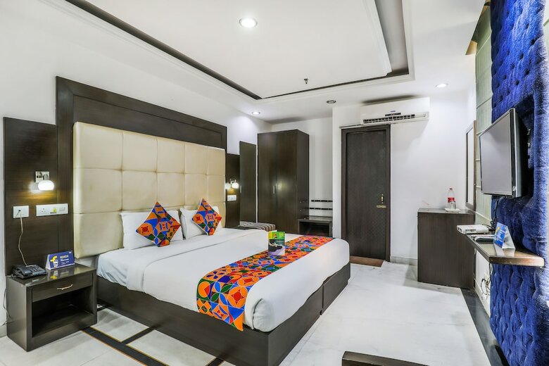 Fabhotel Ocean