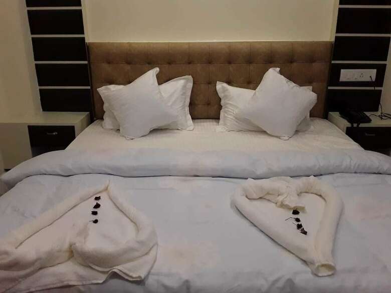 Hotel Blue Bird Nest