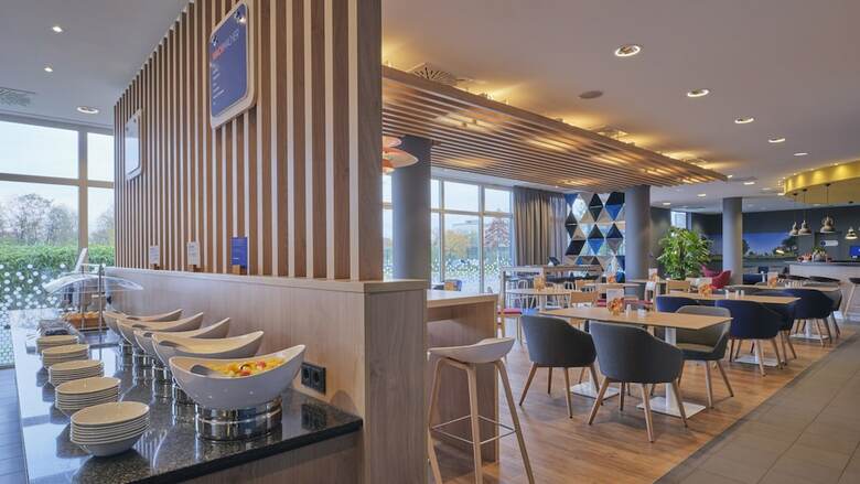 Hotel Holiday Inn Express City-north