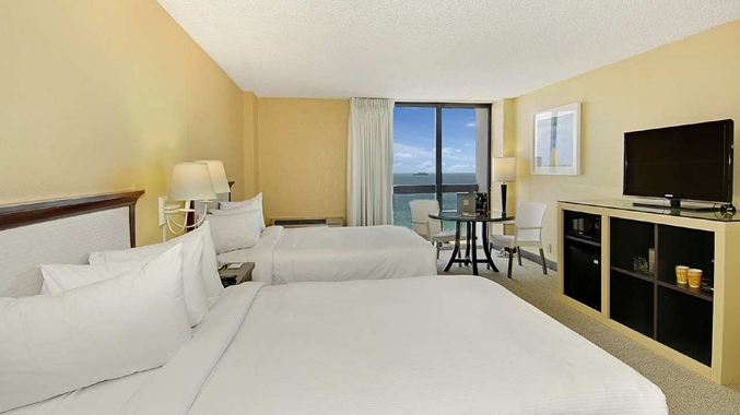 Hotel Bahia Mar Beach Resort
