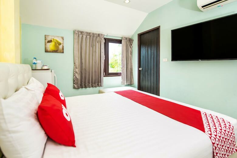 Hotel Oyo 345 The Click Guesthouse At Chalong
