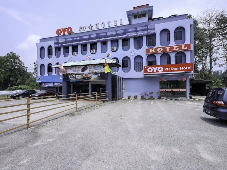 Oyo 1136 Pd Star Hotel
