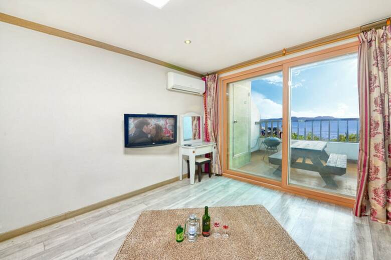 Apartamentos Ganghwa Sol Orem Pension
