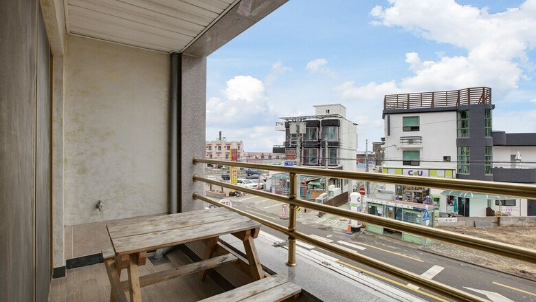 Apartamentos Geoje Oceancaptain Pension