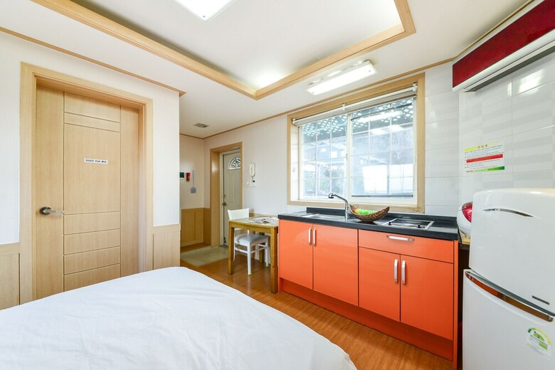 Ganghwa Tomato Pension