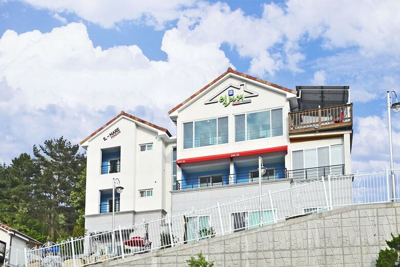 Janghohang Ilmare Pension