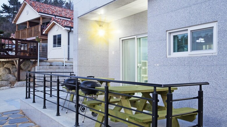Janghohang Ilmare Pension