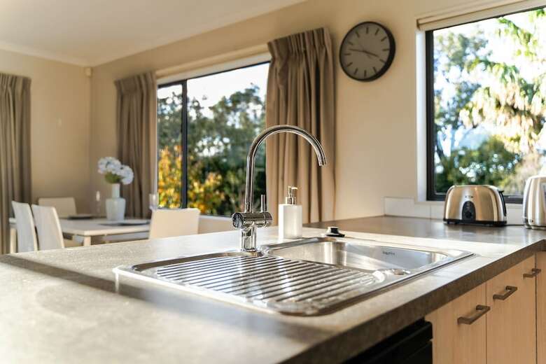 Glenfield Central Modern 1 Bdr Unit
