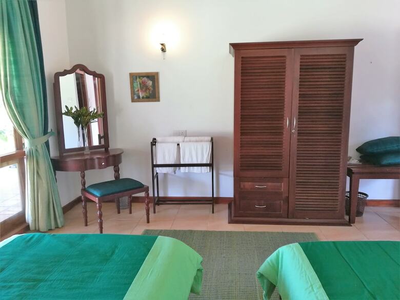 Hotel Jungle Tide Bungalow