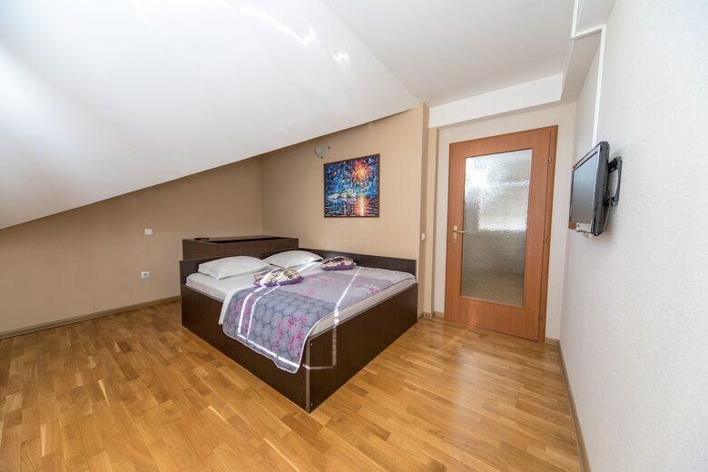 Hotel F Apartments