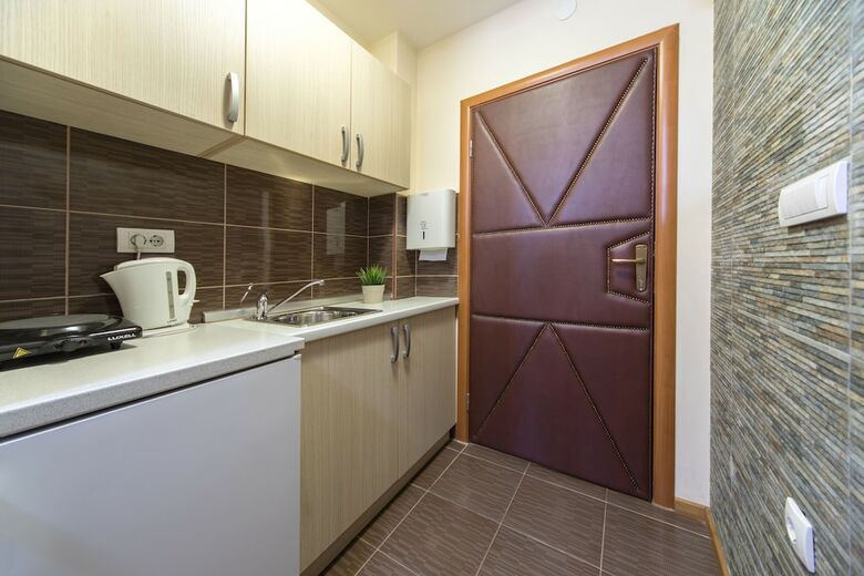 Hotel F Apartments