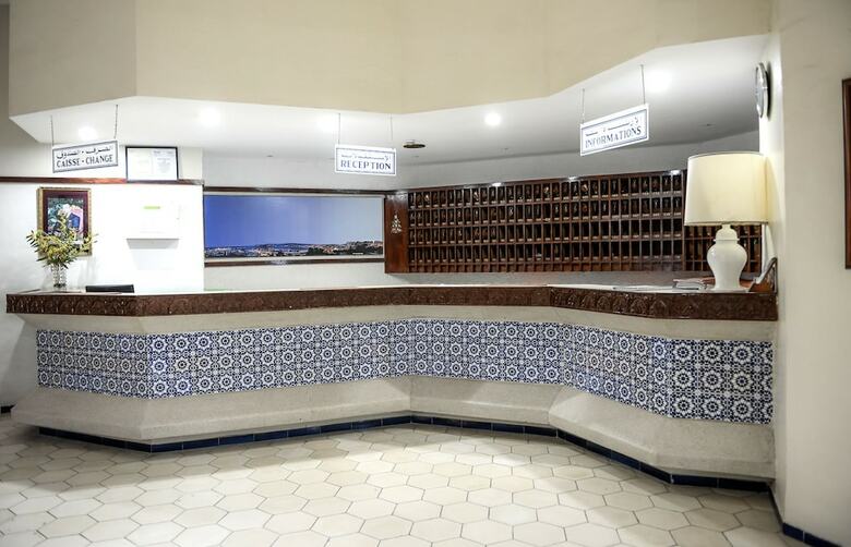 Umh Tarik Hotel