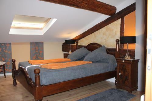 Hostal L'oustal De L'annetta Chambres Et Tables D'h�tes