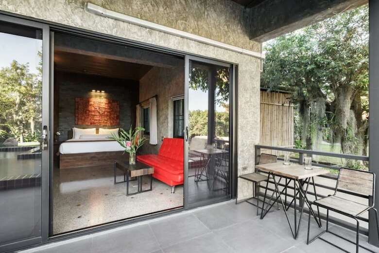 Riverside Luxury Pool Villa 88 Place
