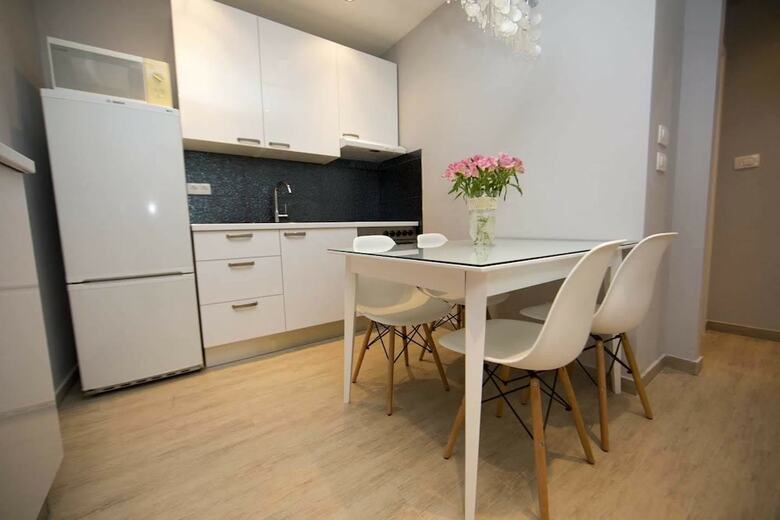 Studio Apartment With Garden