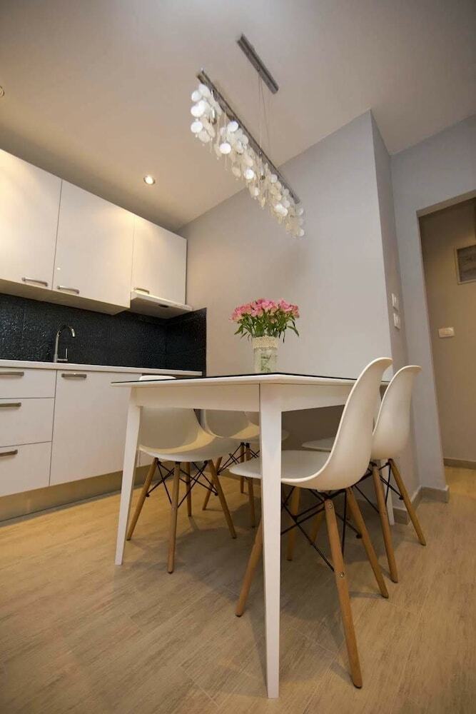 Studio Apartment With Garden