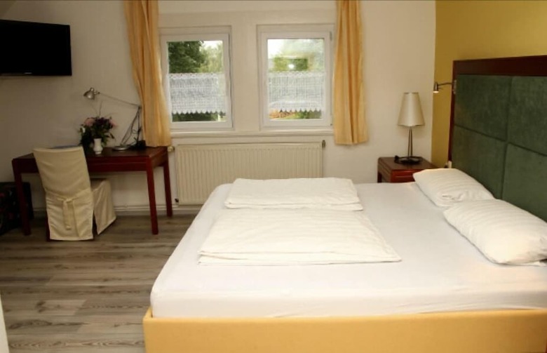 Hotel Pension Zur L�rche