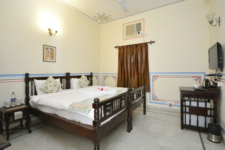 Hotel Mahal  Khandela