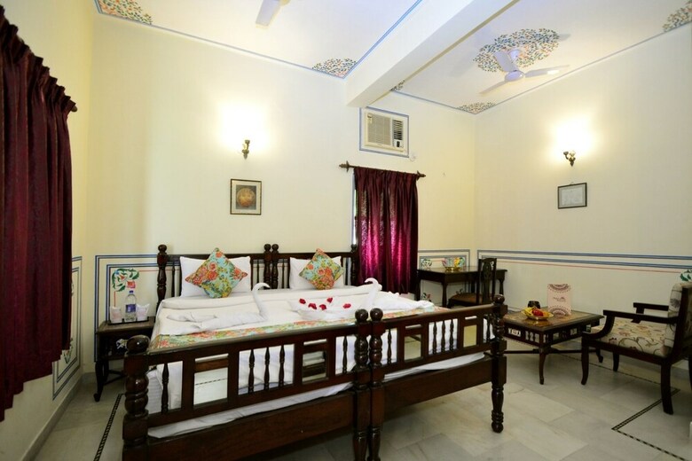 Hotel Mahal  Khandela