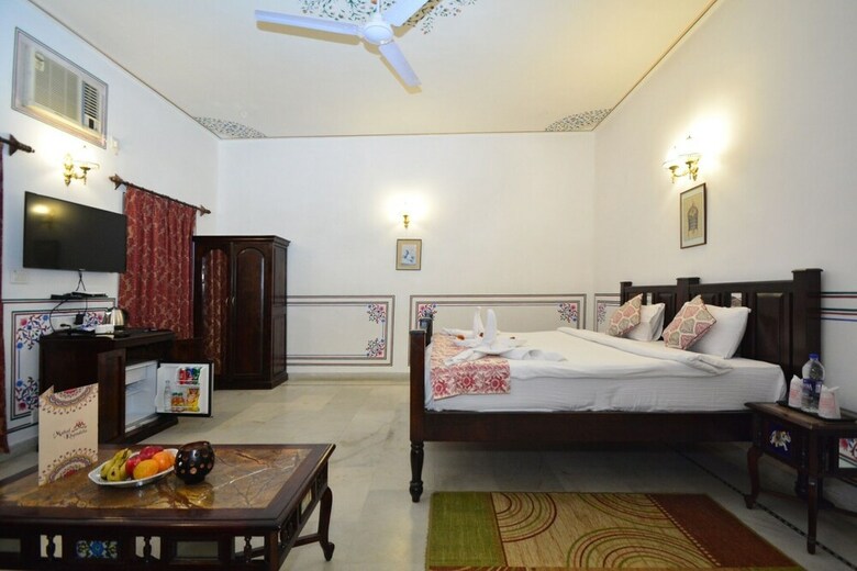 Hotel Mahal  Khandela