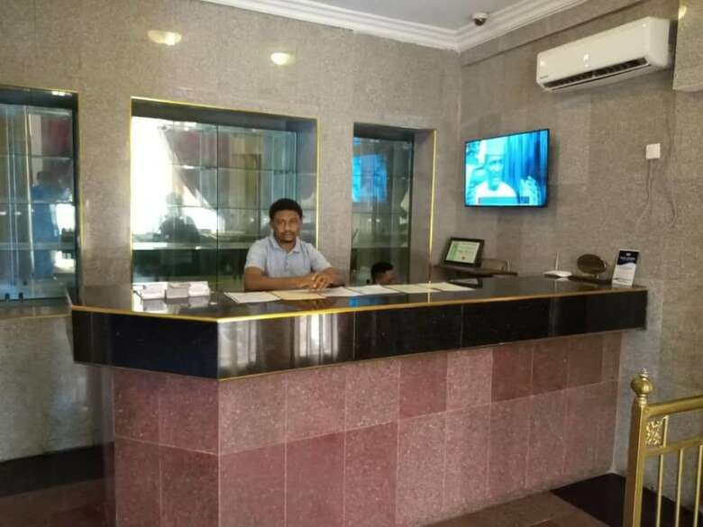Commordore Hotel