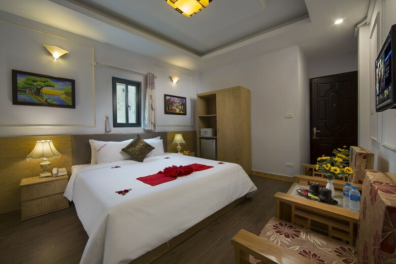 Camel City Hotel