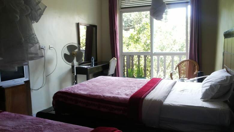 Pauline Hotel