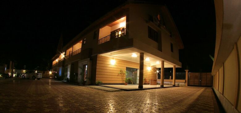 Hotel The Reserve Gorumara
