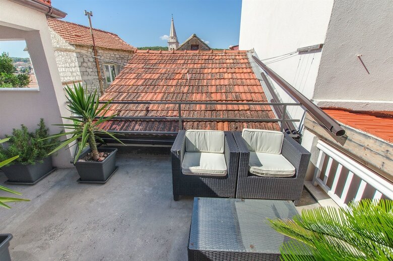 Apartments Jak?a