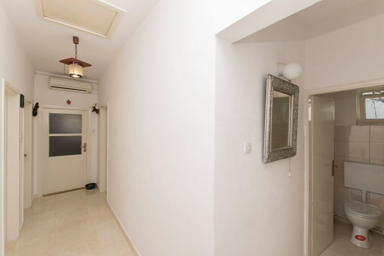 Apartments Miroslava